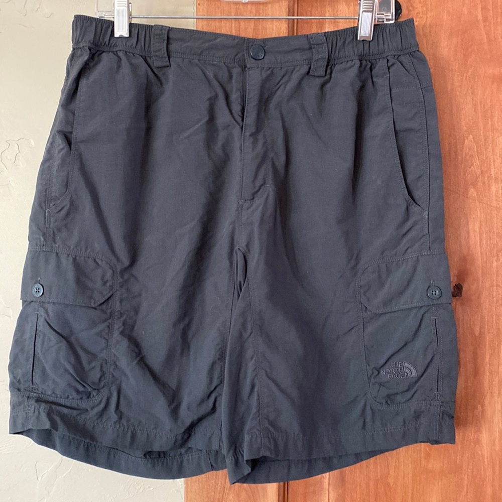 North Face, dark gray shorts